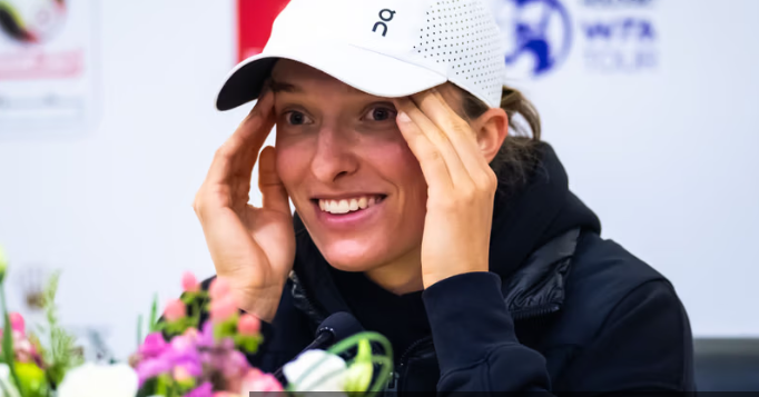 Rosjanin wskazał na Igę Świątek. Uderza w WTA i domaga się zmian