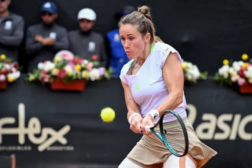 Dokonała tego jako pierwsza Polka w tym sezonie. 83 minuty finału WTA z obrończynią tytułu