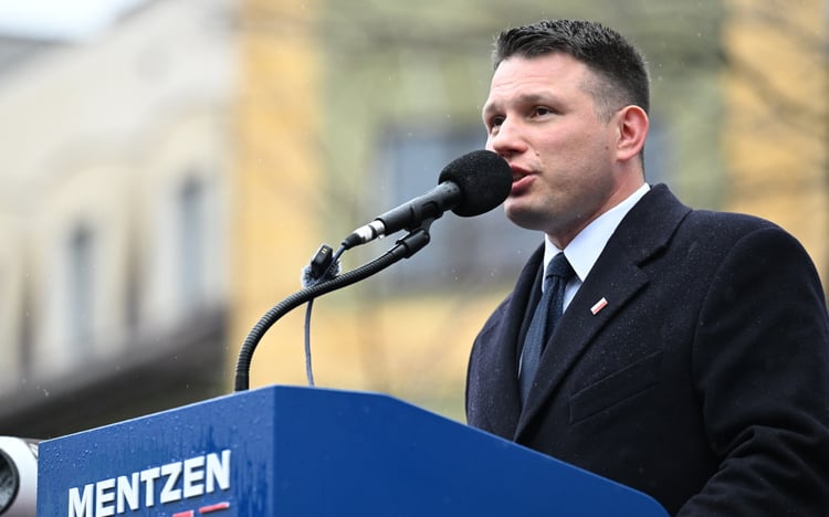 Sondaż: Sławomir Mentzen sprawdziłby się jako prezydent? Znamy zdanie Polaków – rp.pl