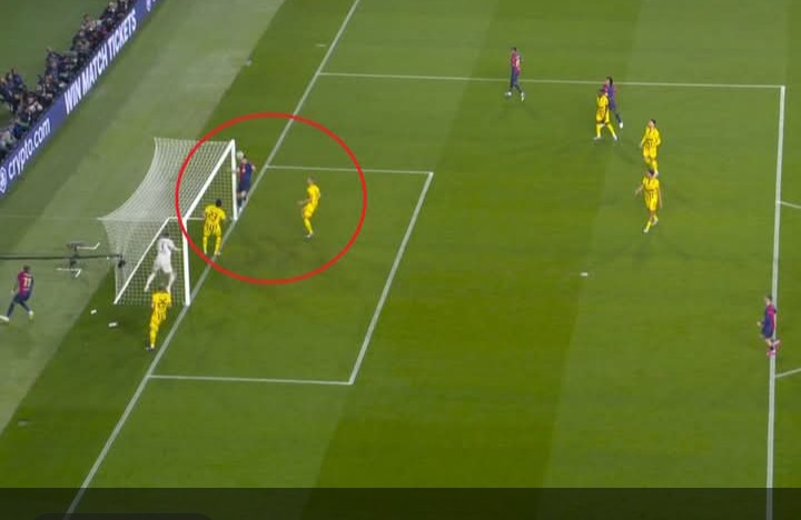 To była 48. minuta! Niewiarygodny gol Lewandowskiego. Jak on to zmieścił?!