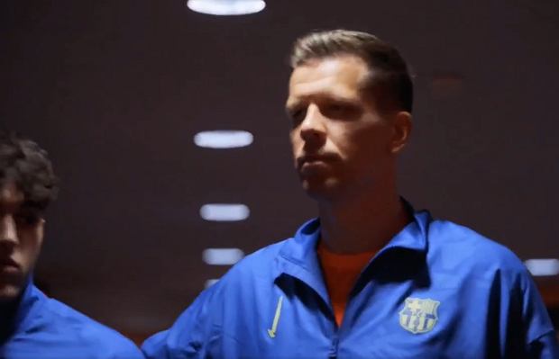 Jeden gest jak tysiąc słów. To pokazuje, kim Szczęsny jest w Barcelonie