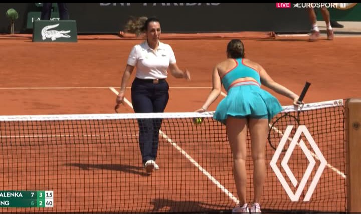Już czeka na Świątek! Oto pierwsza półfinalistka Roland Garros